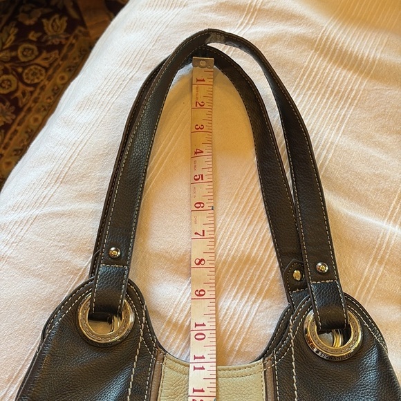 Tignanello leather two tone black cream large Handbag Tote Purse 9x14x5 inches - Picture 12 of 17